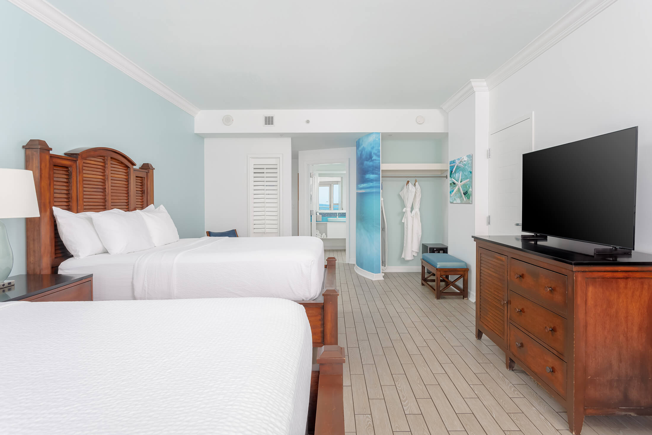 Side view of a room at Pensacola Beach Resort