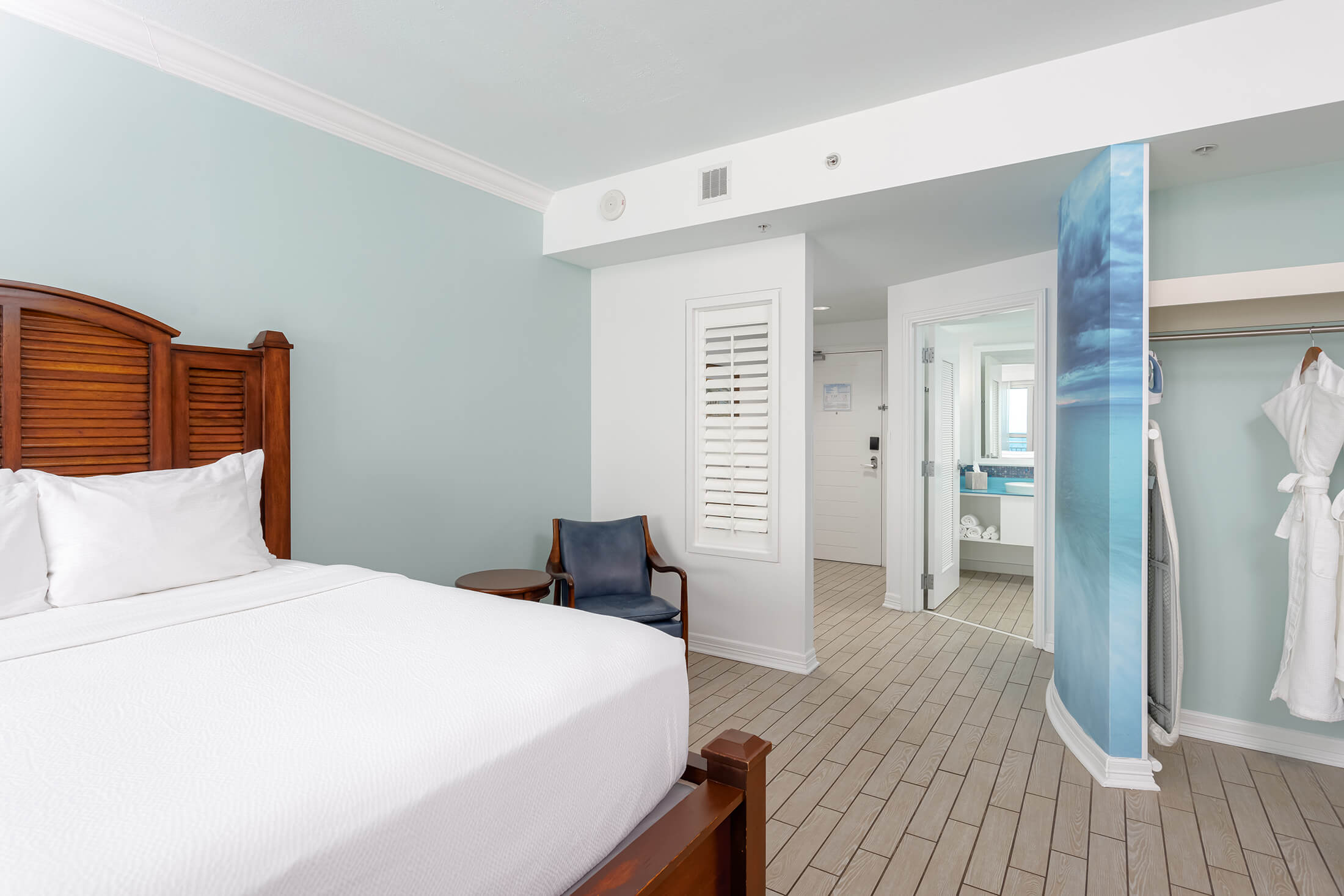 Entrance way of a room at Pensacola Beach Resort